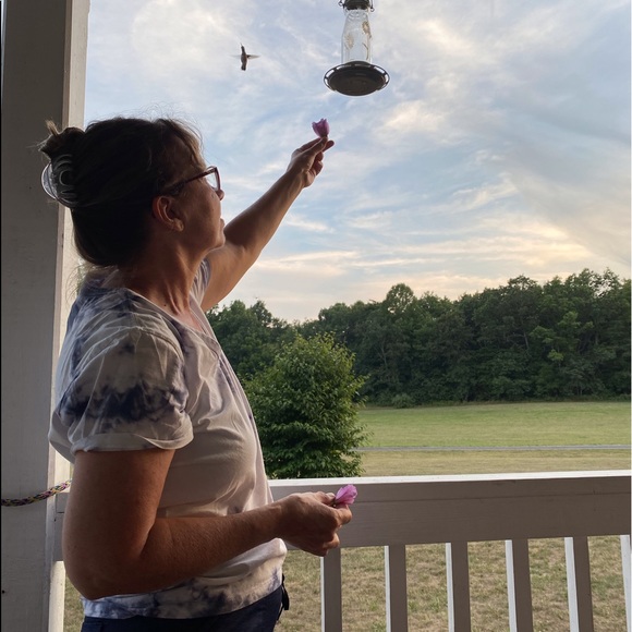 Meet your Posh Ambassador , Carolyn - Picture 7 of 16